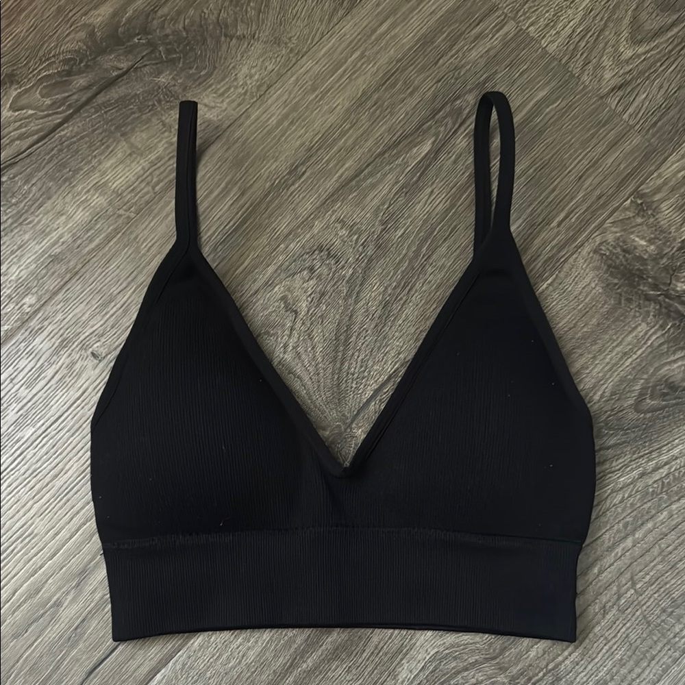 Aeropostale Seamless Convertible Plunge Bralette